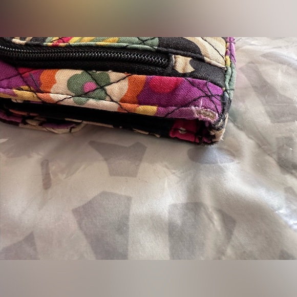 Used Vera Bradley Wallet - Picture 10 of 12